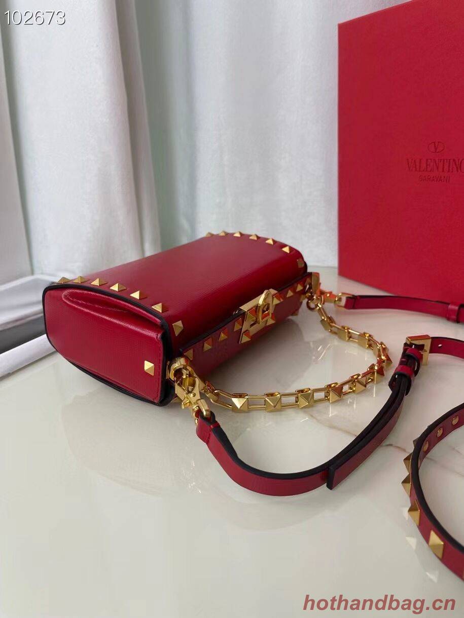 VALENTINO GARAVANI Rockstud Alcove Grain calf shoulder bag V0189 red