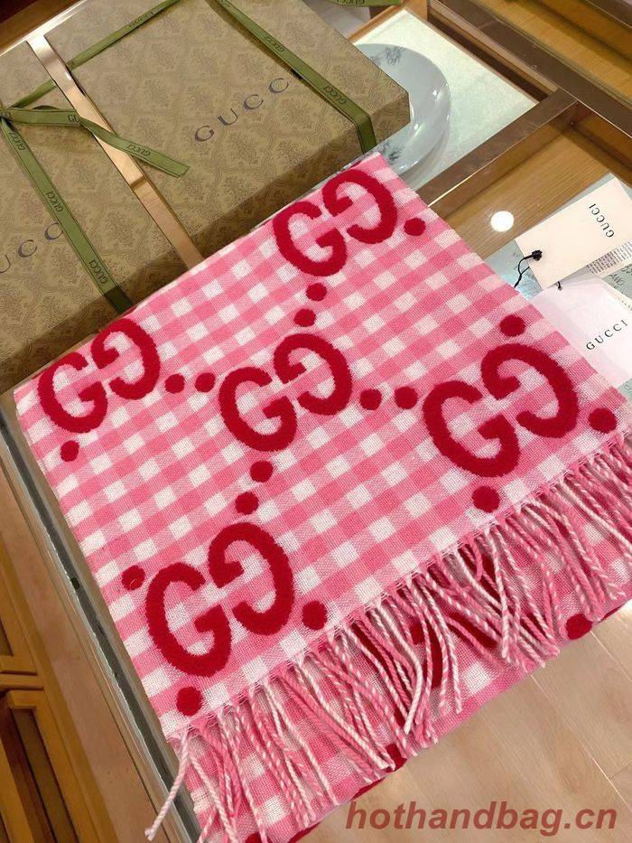 Gucci Scarf G00108