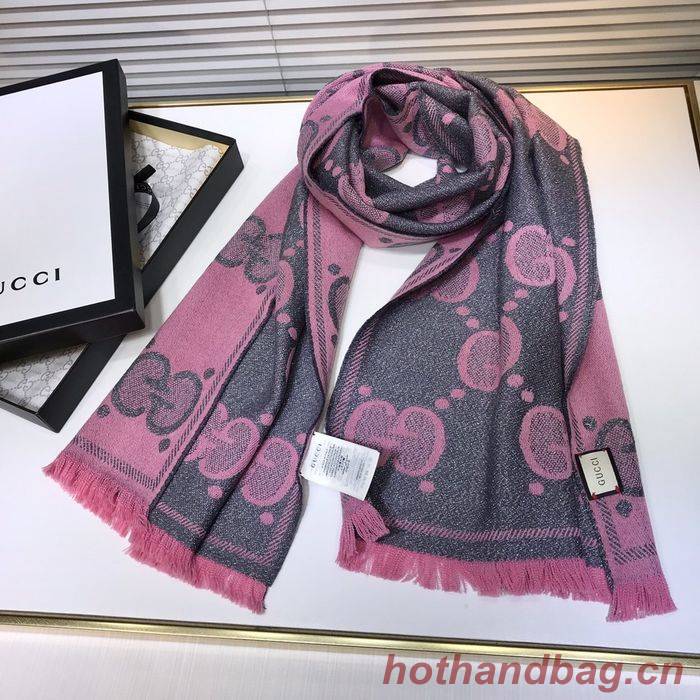 Gucci Scarf G00112