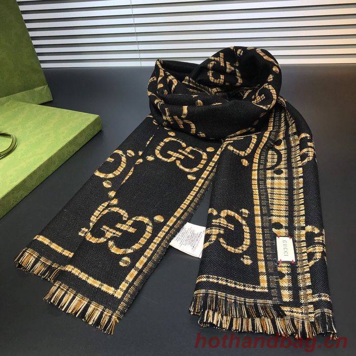 Gucci Scarf G00117