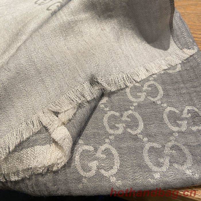 Gucci Scarf G00125