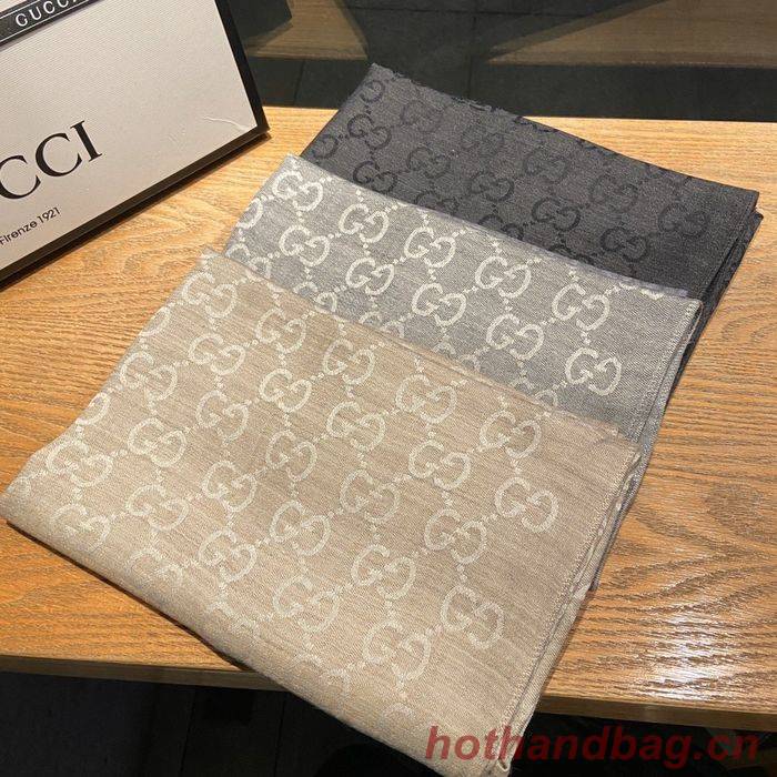 Gucci Scarf G00125