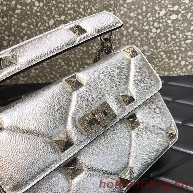 VALENTINO GARAVANI Grained Calfskin Shoulder Bag 2B0I59 silver