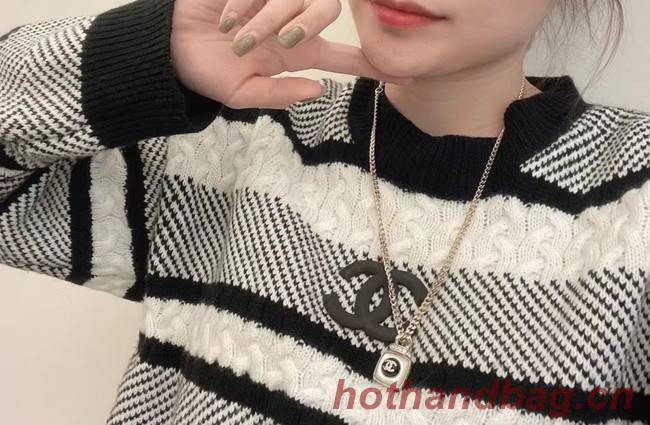 Chanel Necklace CE7352