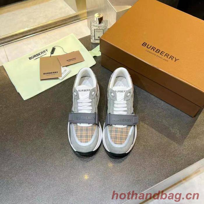 Burberry shoes BU00014