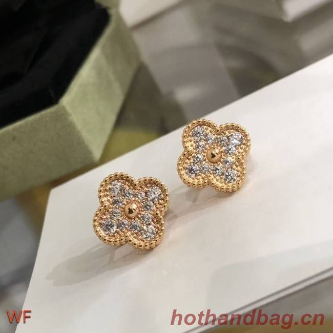 Van Cleef & Arpels  Earrings CE7499