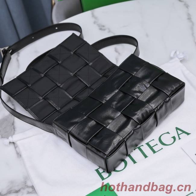 Bottega Veneta CASSETTE 018101 black