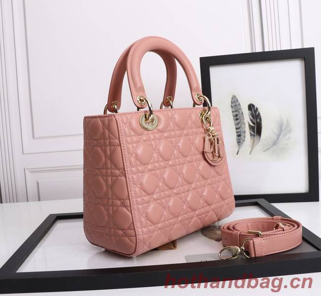 MEDIUM LADY DIOR BAG Cannage Lambskin M0565E Cherry Blossom powder