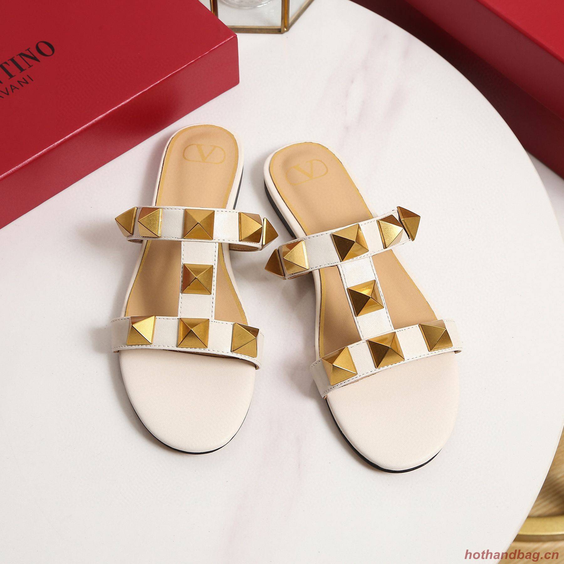 Valentino Slippers Shoes V62318