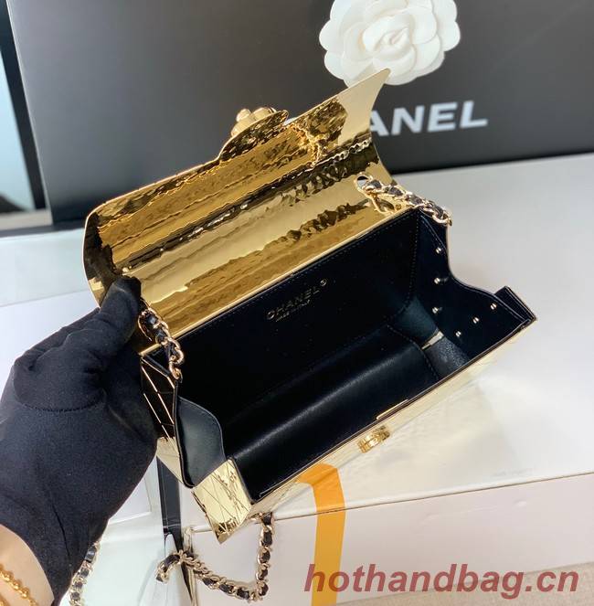 Chanel Box Shoulder Bag C5691 gold