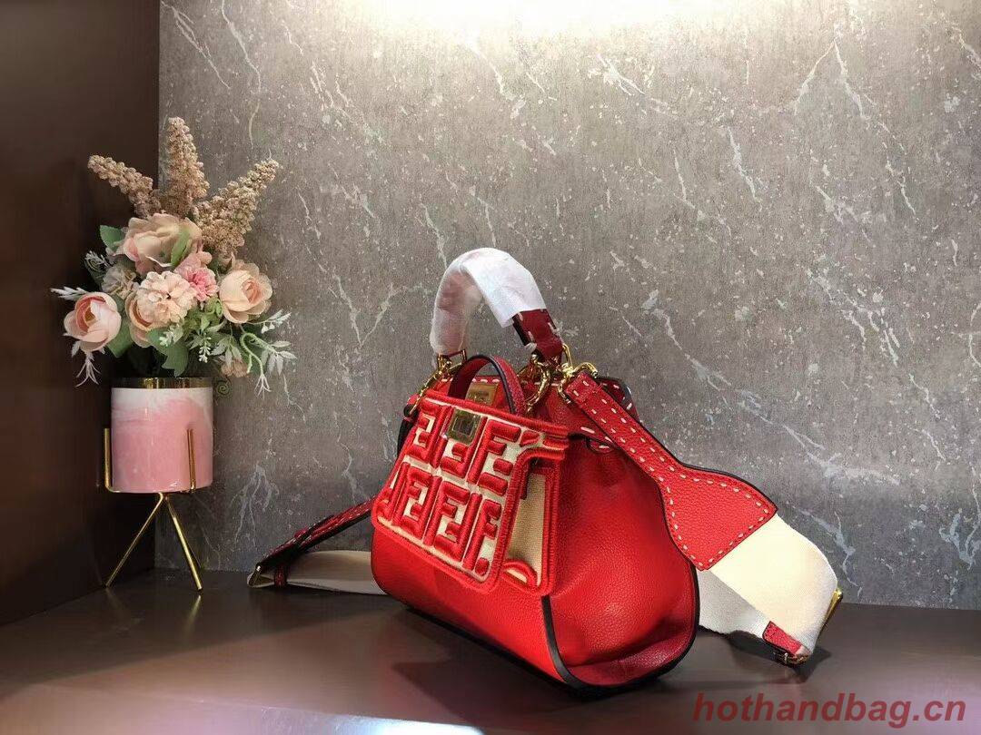 Fendi Peekaboo ISeeU Small leather bag F8636 RED