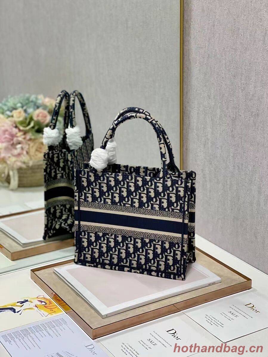 SMALL DIOR BOOK TOTE Embroidery C1331-6