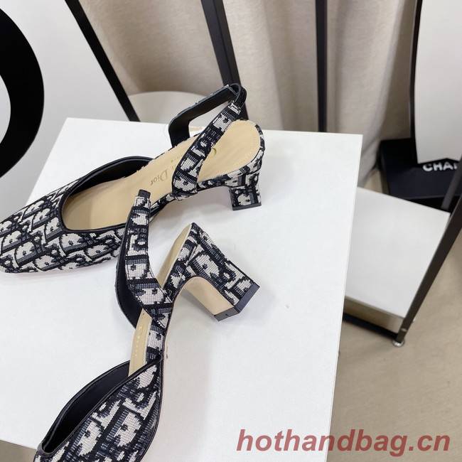 Chrisitan Dior Shoes 81910-3 Heel 5.5CM