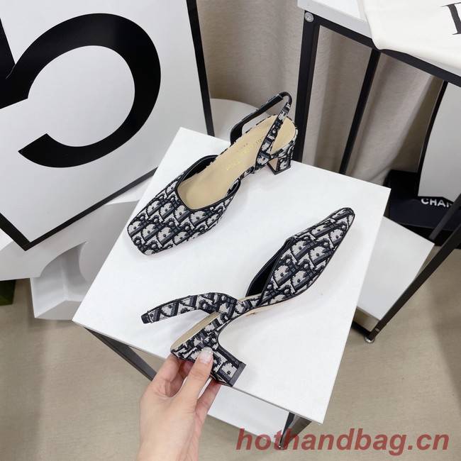 Chrisitan Dior Shoes 81910-3 Heel 5.5CM