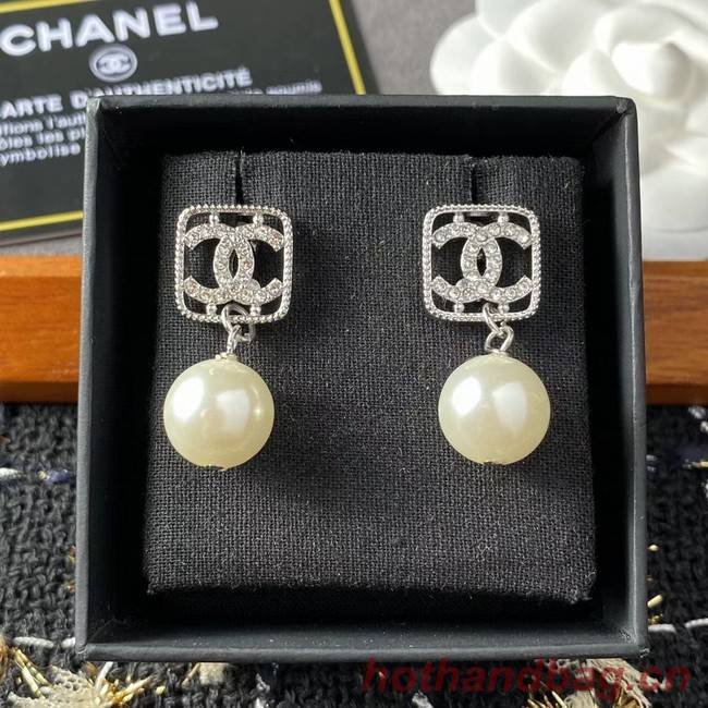 Chanel Earrings CE8025