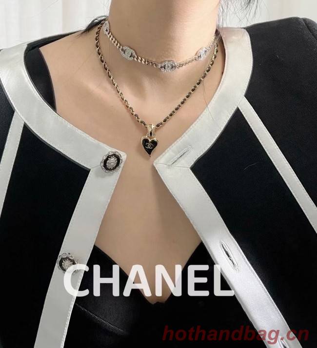 Chanel Necklace CE8037