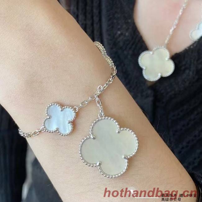 Van Cleef & Arpels Bracelet CE7991