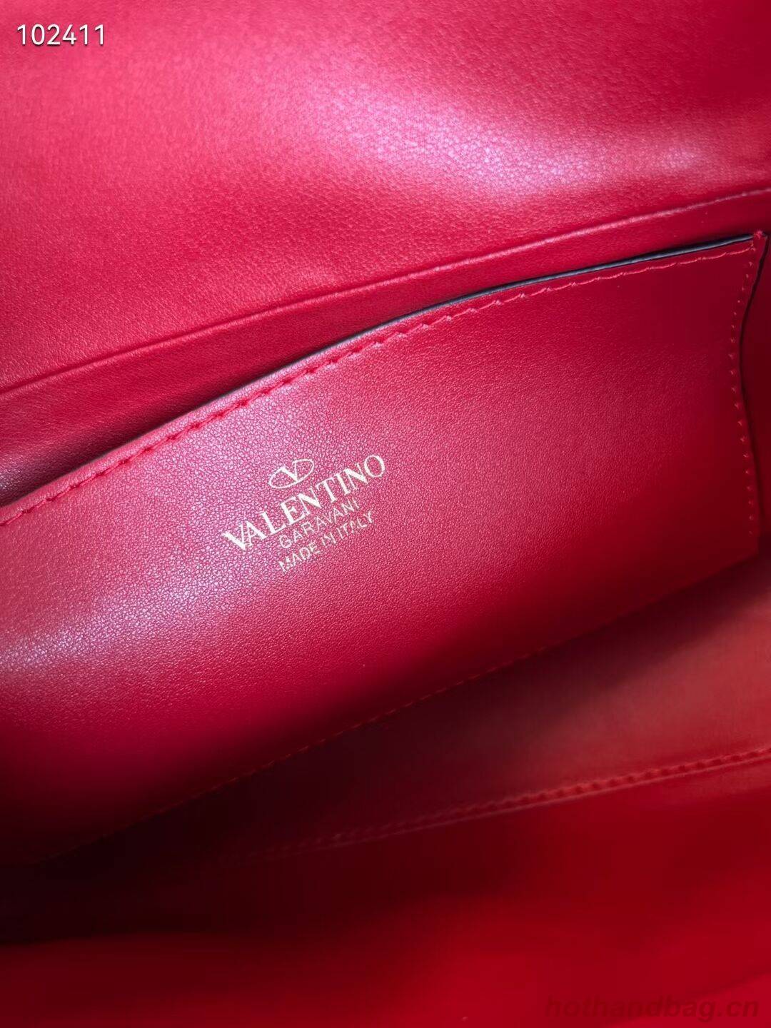 VALENTINO GARAVANI Loco Calf leather bag V2028 red