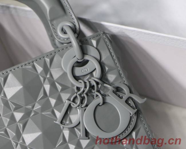 MEDIUM LADY DIOR BAG Cannage Calfskin M0566OE gray