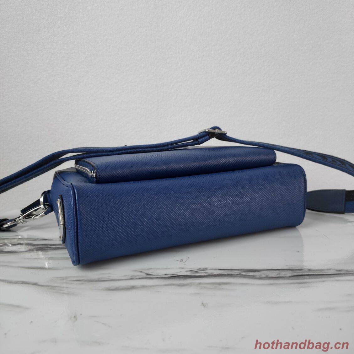 Prada Re-Edition 2005 Saffiano leather bag 2HD052 blue