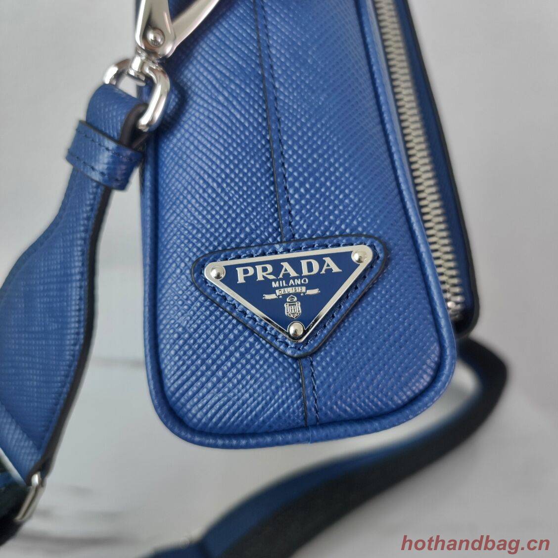 Prada Re-Edition 2005 Saffiano leather bag 2HD052 blue