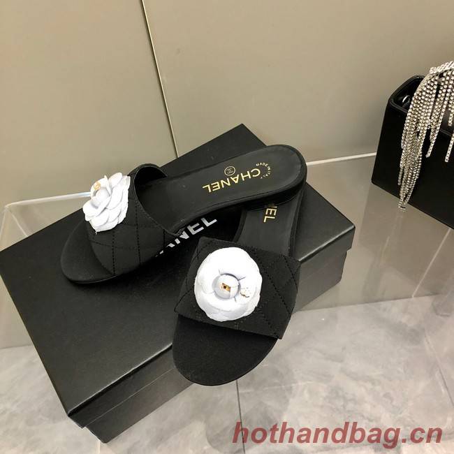 Chanel slipper 65121-1