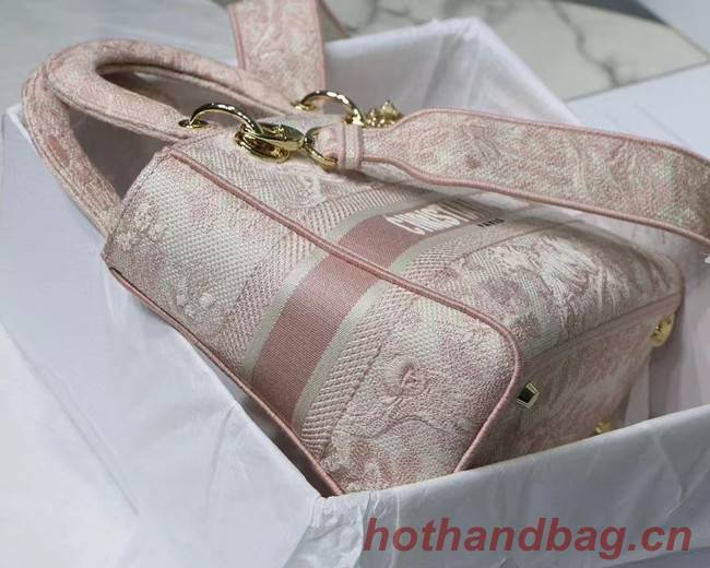 Dior MEDIUM LADY D-LITE BAG Embroidered M0565-16