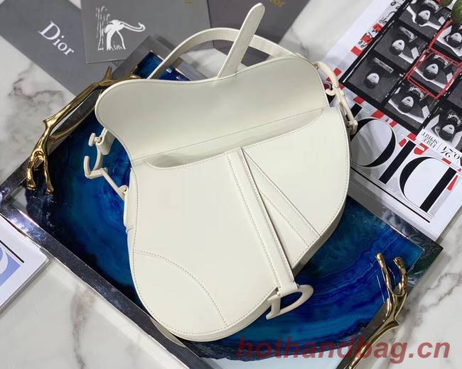 Dior SADDLE-TAS VAN KALFSLEER Bag M0446C white