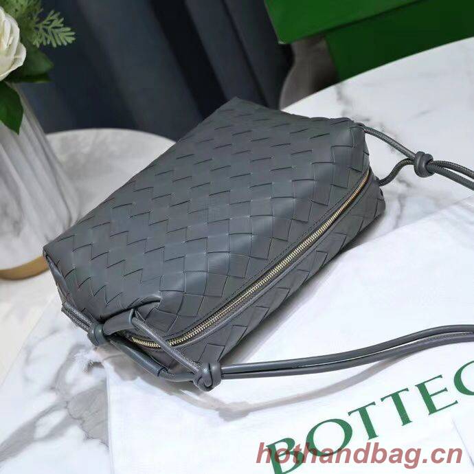 Bottega Veneta Small intrecciato leather cross-body bag 680255 Gray