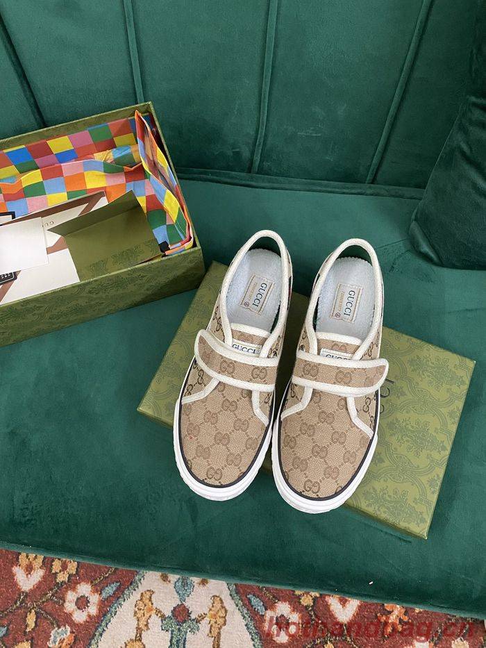 Gucci Couple Shoes GUS00338