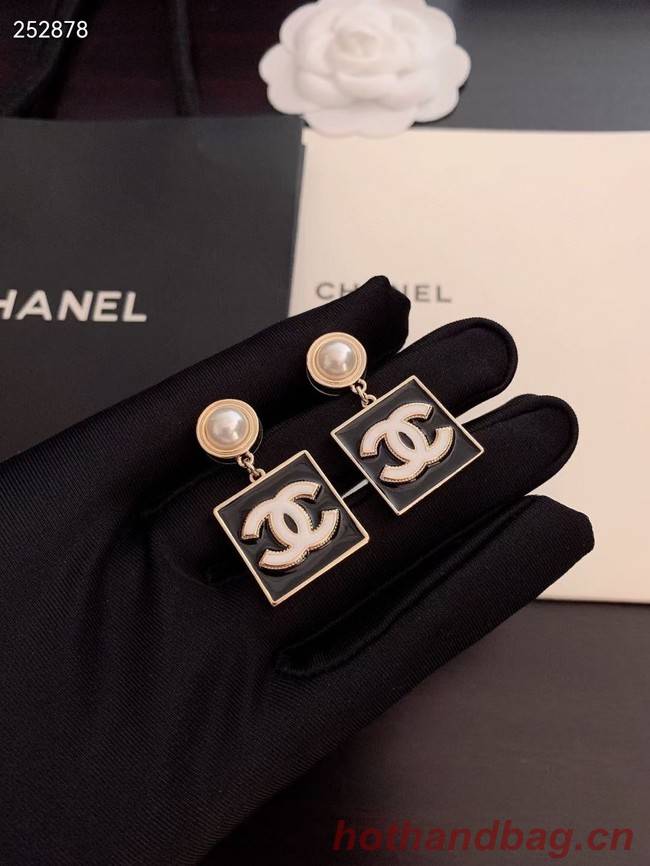 Chanel  Earrings CE8671