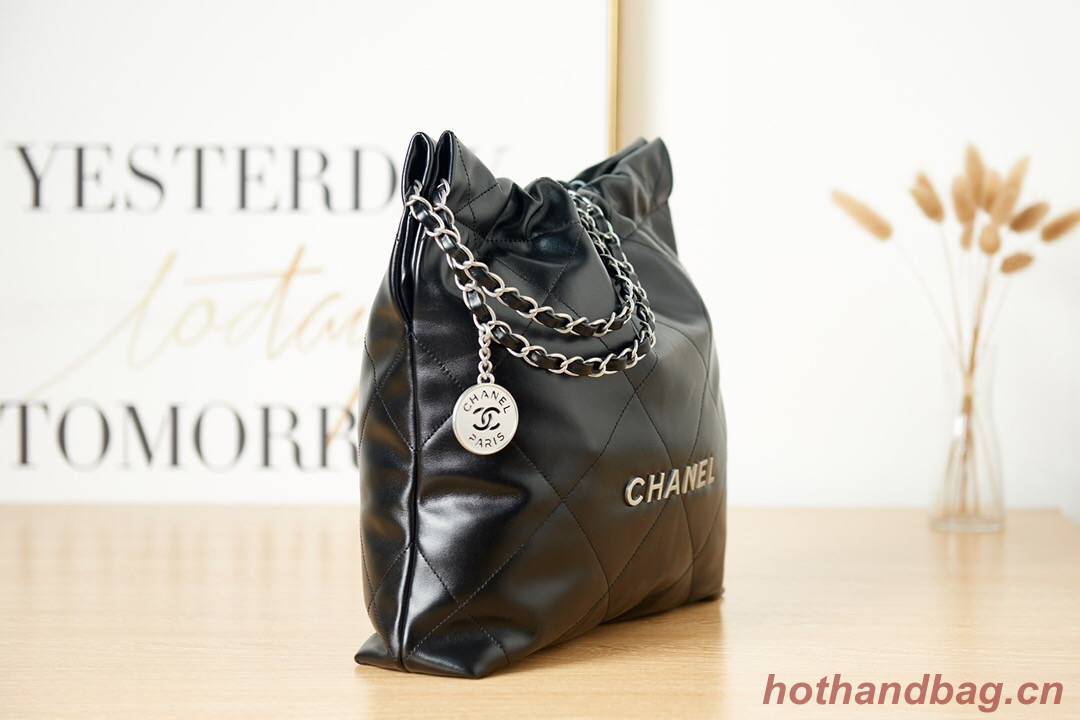 CHANEL 22 HANDBAG Calfskin & Silver-Tone Metal AS3261 Black