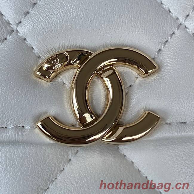 CHANEL WALLET ON CHAIN Lambskin & Gold-Tone Metal AP2844 white 