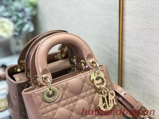 MINI LADY DIOR BAG Patent Cannage Calfskin M0505O light pink