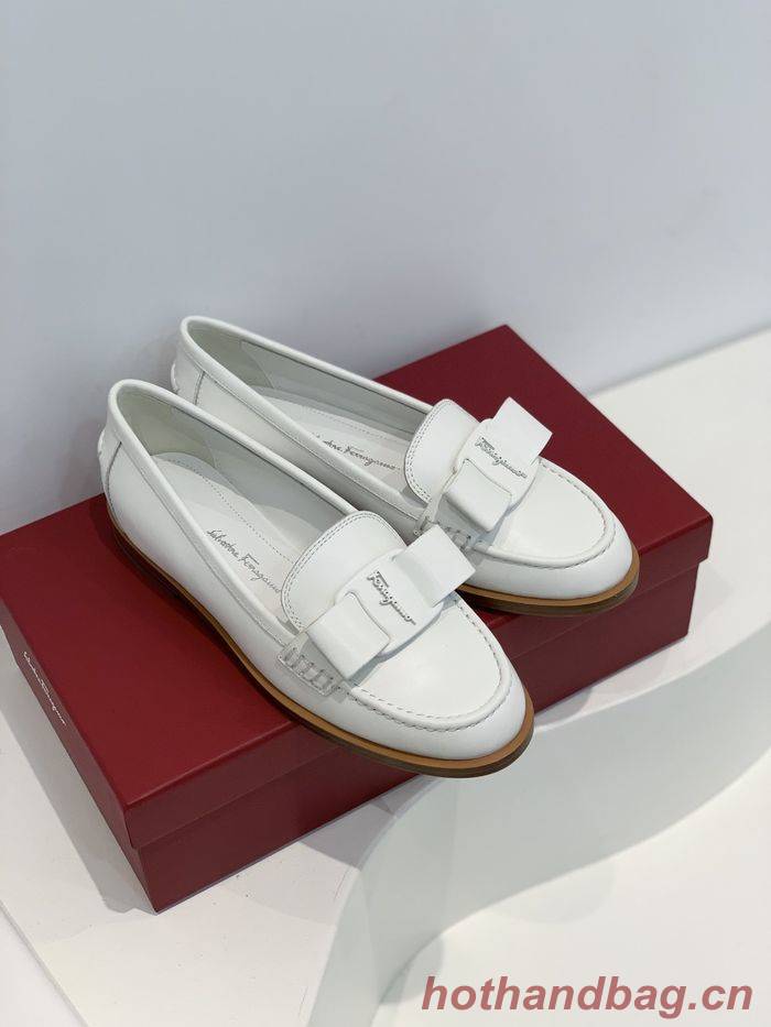 Ferragamo Shoes FMS00042