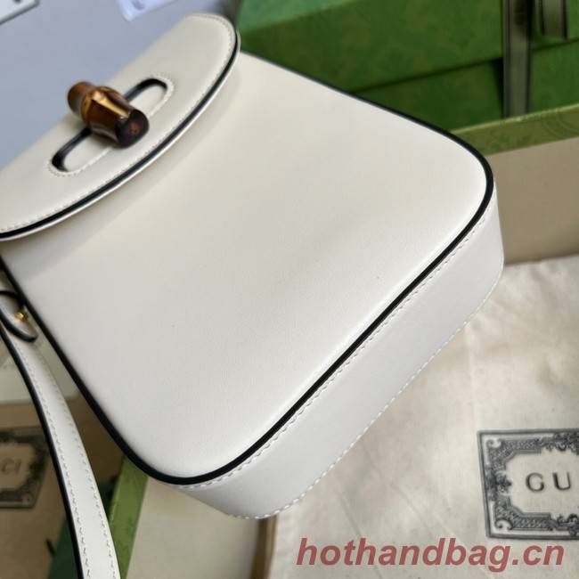 Gucci Bamboo mini handbag 702106 white