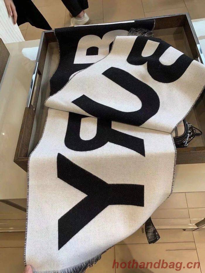 Burberry Scarf BBC00027