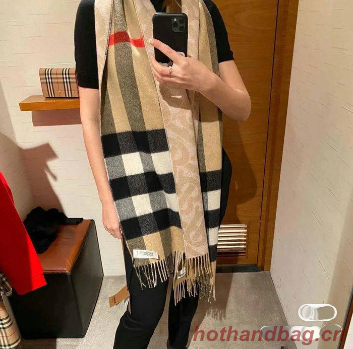 Burberry Scarf BBC00028