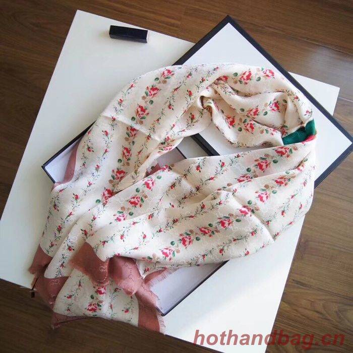 Gucci Scarf GUC00222