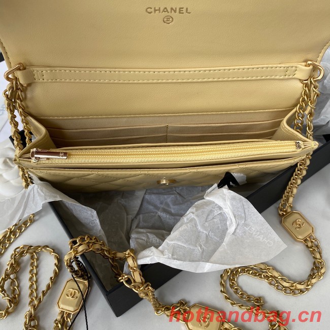 CHANEL WALLET ON CHAIN Lambskin & Gold-Tone Metal AP2923 light yellow