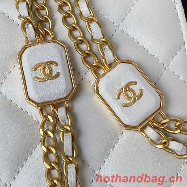 CHANEL WALLET ON CHAIN Lambskin & Gold-Tone Metal AP2923 white