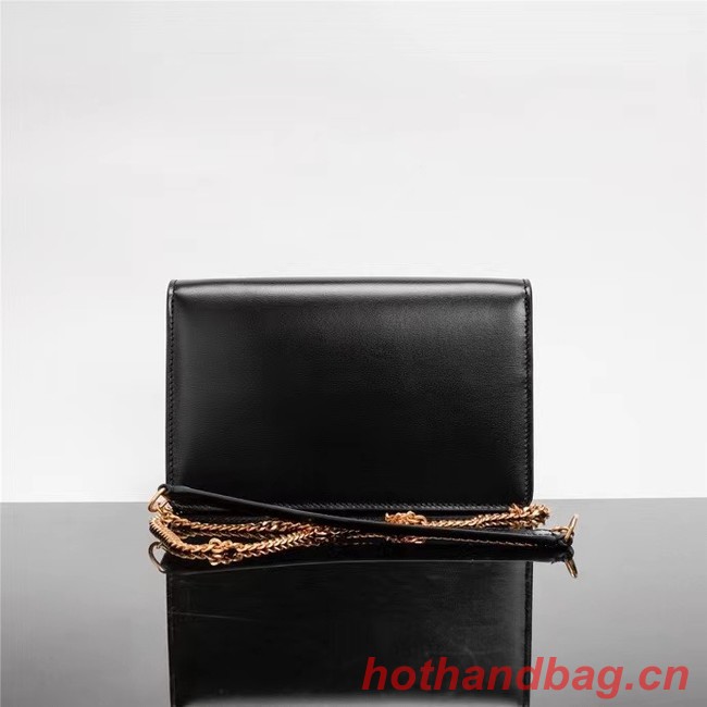 Celine TEEN CHAIN BESACE TRIOMPHE IN SHINY CALFSKIN 10J733 black