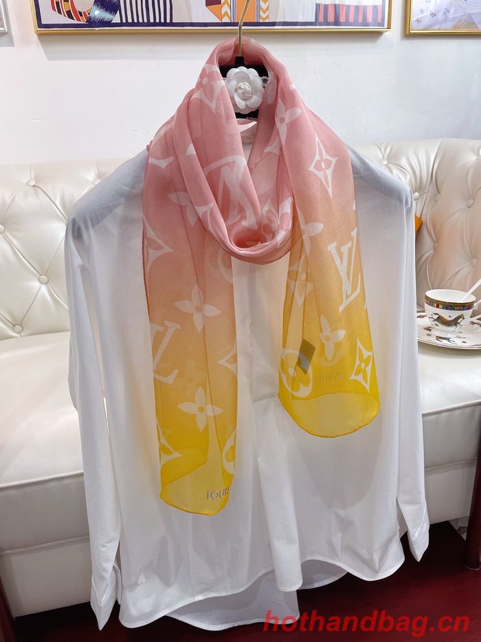 Louis Vuitton Scarf LVC00028