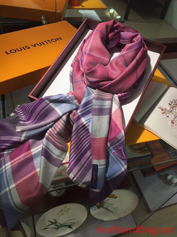 Louis Vuitton Scarf LVC00092