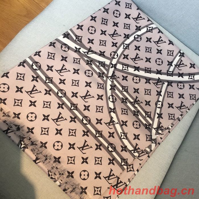 Louis Vuitton Scarf LVC00213