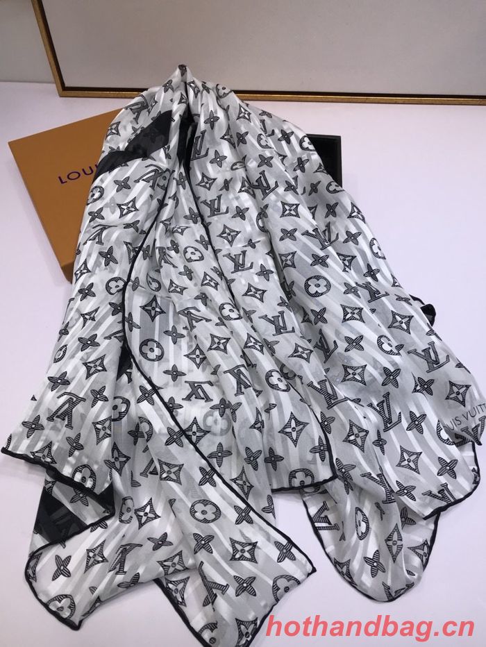 Louis Vuitton Scarf LVC00312