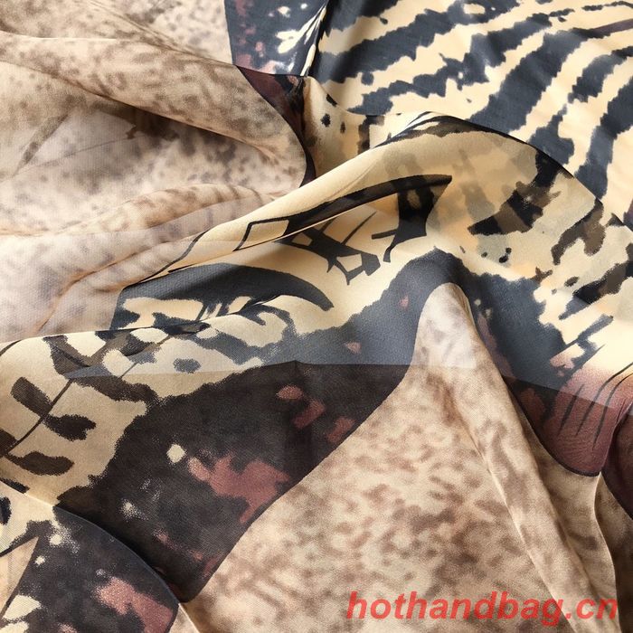 Louis Vuitton Scarf LVC00341