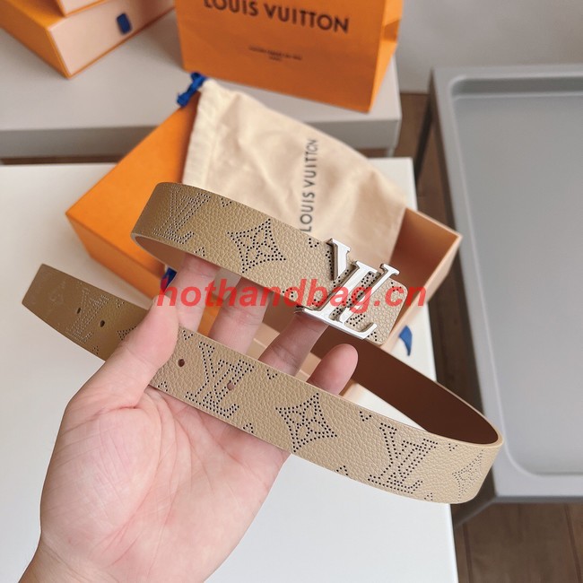 Louis Vuitton 30MM Leather Belt 7109-10