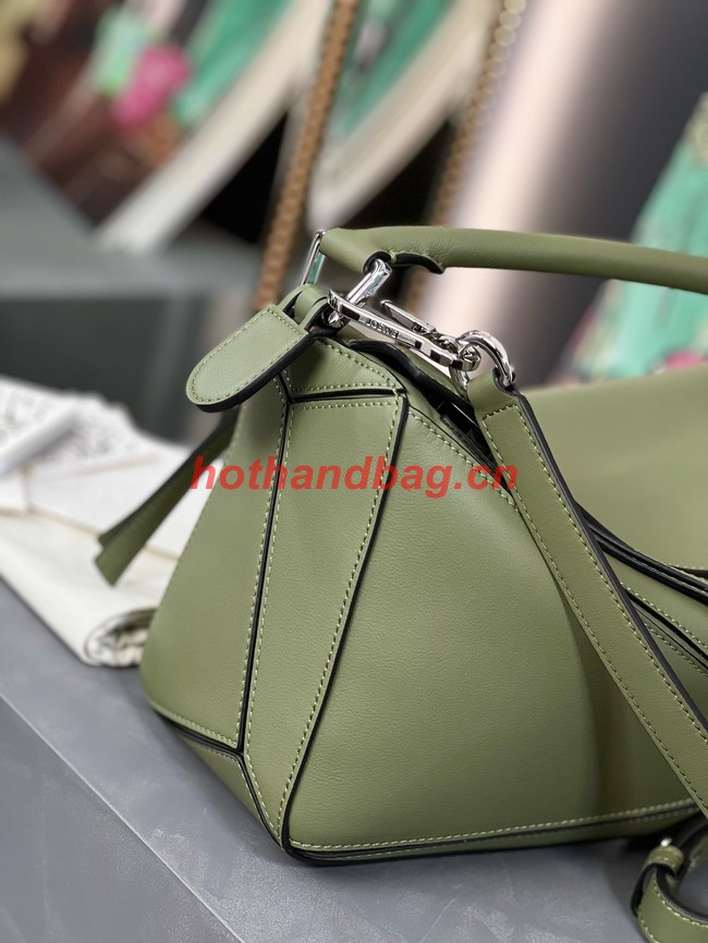 Loewe Puzzle Bag Leather 1609 blackish green