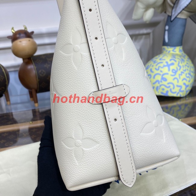 Louis vuitton CARRYALL PM M46293 Beige